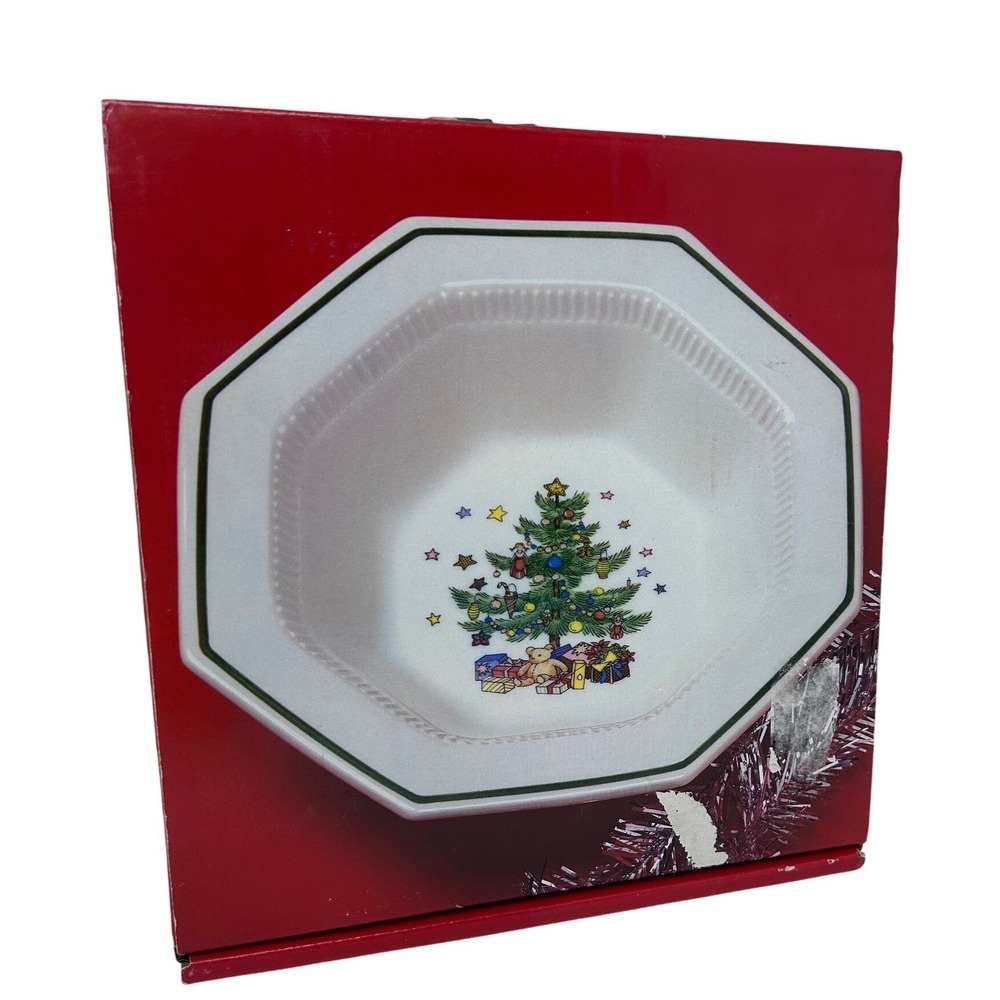Nikko Christmastime Octagonal Serving Bowl 9 Inch‎ Christmas Japan Vintage